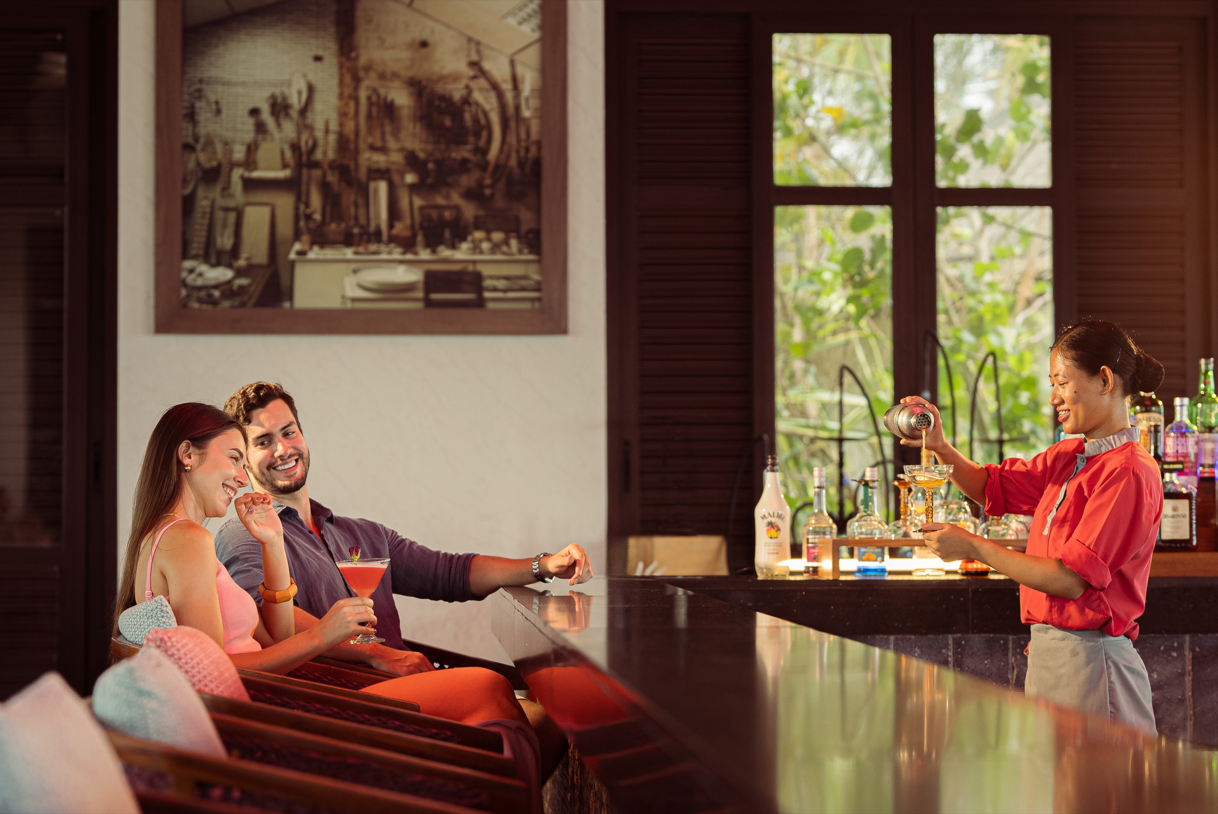 West Beach Bar at OBLU SELECT Lobigili thumbnail 3
